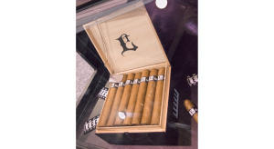 Blind Cigar Review: Leccia | Black 552 Robusto