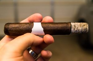 Blind Cigar Review: Man O' War | Dark Aged Maduro