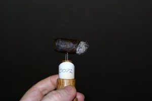 Blind Cigar Review: Blanco Liga Exclusiva de Familia Pennsylvania Broadleaf Maduro Robusto