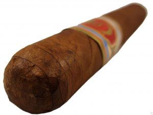 Blind Cigar Review: Joya De Nicaragua CyB | Robusto Deluxe
