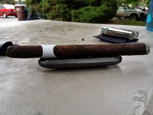 Blind Cigar Review: La Aurora | 107 Maduro Lancero "Bow Tie"