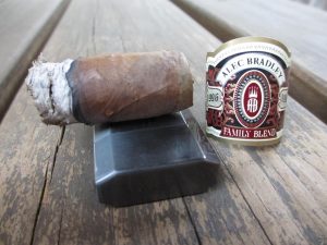 Quick Cigar Review: Alec Bradley | Family Blend The Lineage Robusto