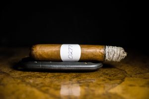 Blind Cigar Review: Bill Bromley | Butter Toro
