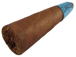 Blind Cigar Review: Camacho | Ecuador Figurado