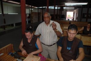 Cigar News: Roberto P. Duran Cigars Appoints Cuban Cigar Blender Cristano "Santo" Cardenas as Master Blender