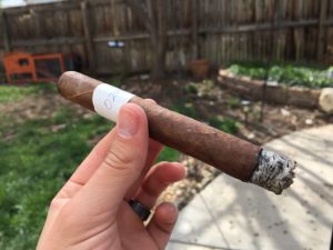 Blind Cigar Review: La Gloria Cubana | Natural Churchill