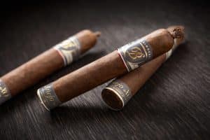 Cigar News: Agio Announces Balmoral Añejo XO